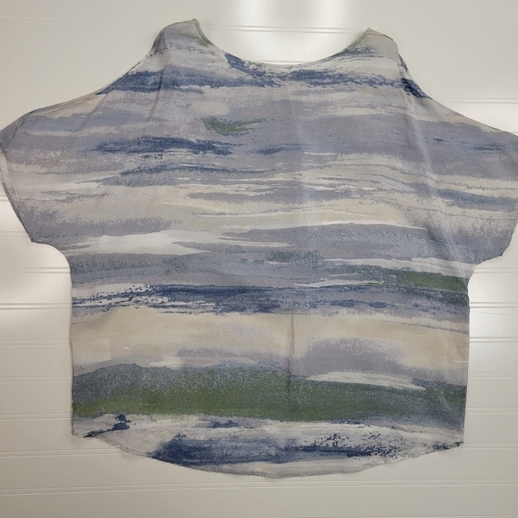 BUNDLE Nic + Zoe Silk Blend Short Sleeve Blouses - Picture 6 of 11